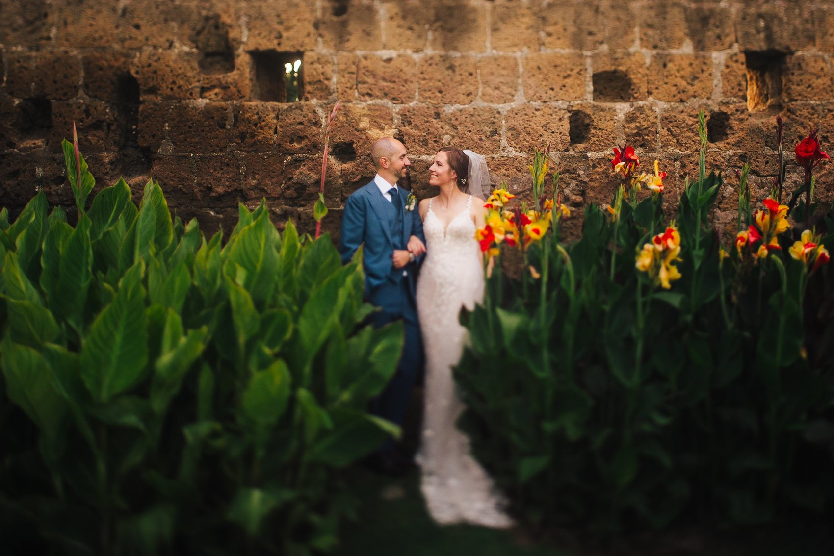 Destination wedding portrait by Magic in Italy